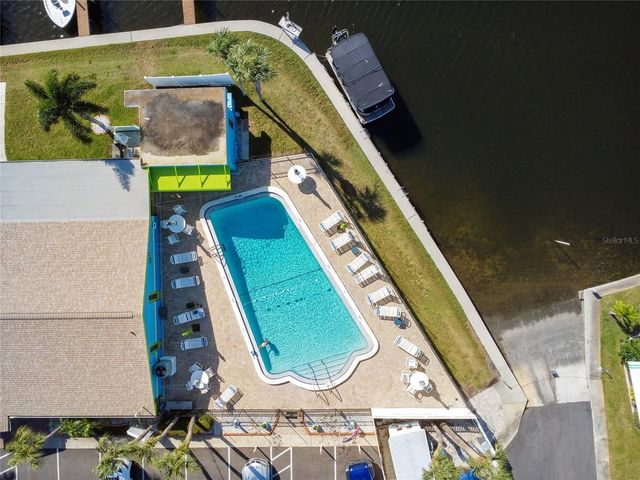 102 SCHOONER DRIVE 102, Palm Harbor, FL 34683