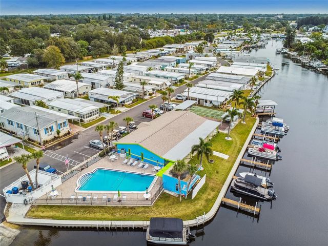102 SCHOONER DRIVE 102, Palm Harbor, FL 34683