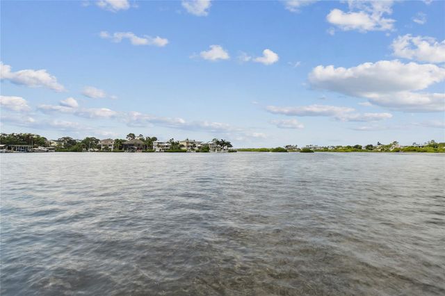 102 SCHOONER DRIVE 102, Palm Harbor, FL 34683