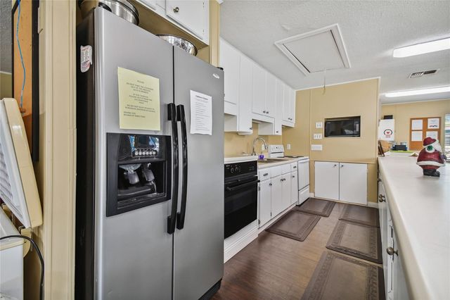 102 SCHOONER DRIVE 102, Palm Harbor, FL 34683