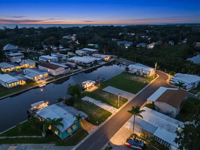 102 SCHOONER DRIVE 102, Palm Harbor, FL 34683
