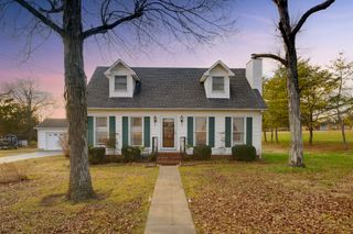1311 Glenoaks Rd, Shelbyville, TN 37160