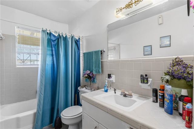 303 7th Street, San Juan, TX 78589