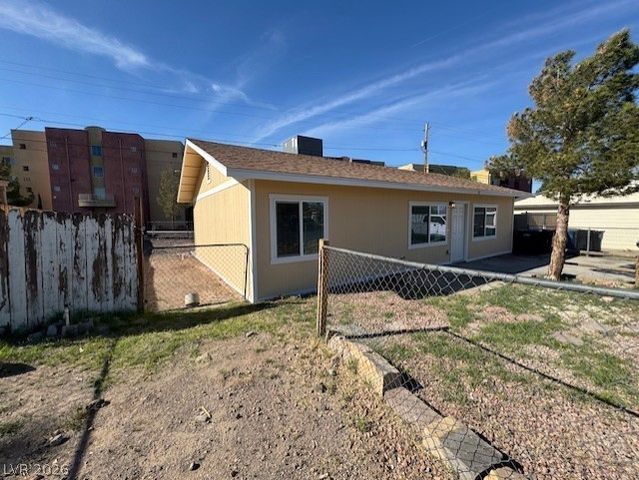54 Wyoming Avenue, Henderson, NV 89015