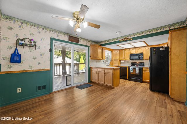 6518 Bilsim Ln, Louisville, KY 40291