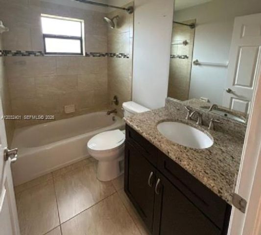 20 NE 20th Avenue, Cape Coral, FL 33909