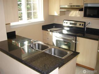 10605 SE 261st Place #D302, Kent, WA 98030