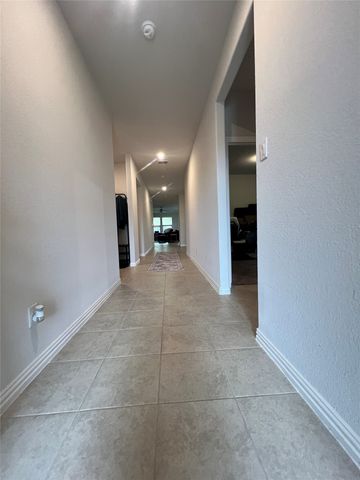 6304 Dry Gulch Trail, Fort Worth, TX 76179