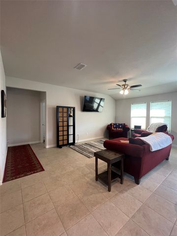 6304 Dry Gulch Trail, Fort Worth, TX 76179