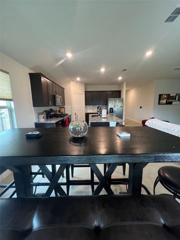 6304 Dry Gulch Trail, Fort Worth, TX 76179
