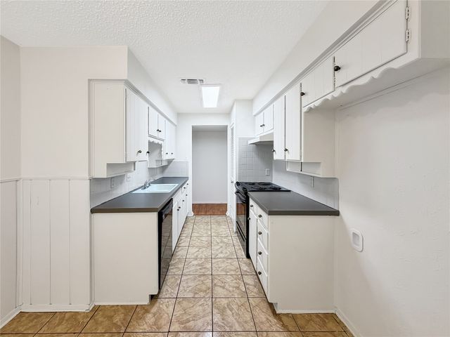 305 Deer Creek Road, Everman, TX 76140