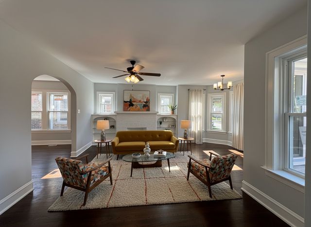 7745 S Luella Avenue, Chicago, IL 60649