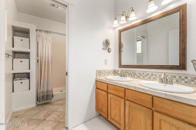 981 N Calle Rinconado, Vail, AZ 85641