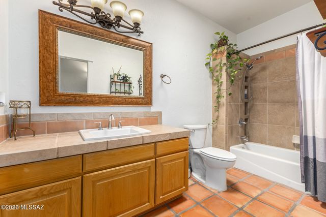 981 N Calle Rinconado, Vail, AZ 85641