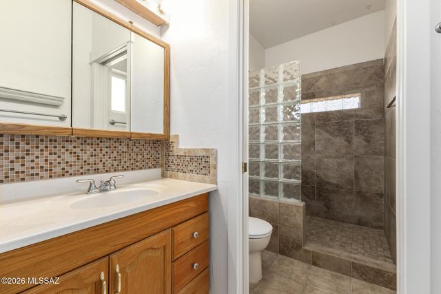 981 N Calle Rinconado, Vail, AZ 85641