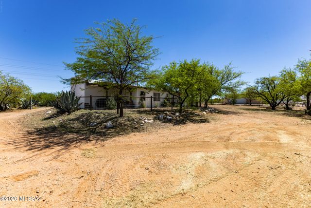 981 N Calle Rinconado, Vail, AZ 85641