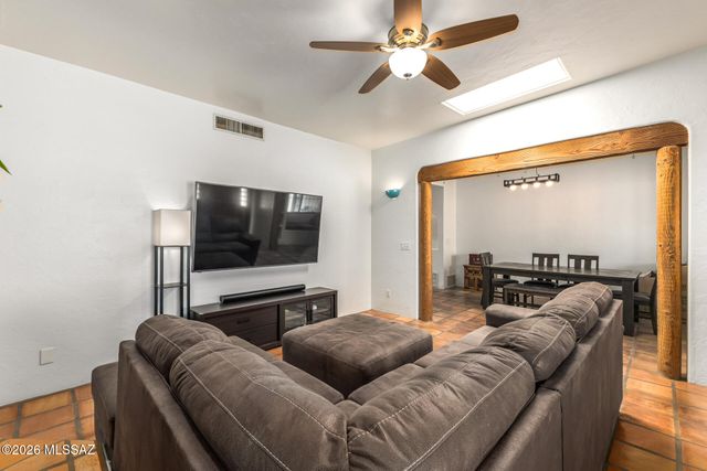 981 N Calle Rinconado, Vail, AZ 85641