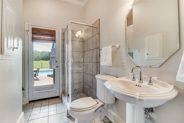 2332 Fairway Circle, Heath, TX 75032