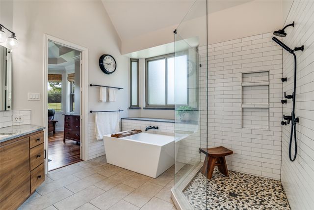 2332 Fairway Circle, Heath, TX 75032