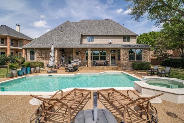 2332 Fairway Circle, Heath, TX 75032