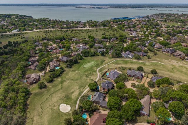 2332 Fairway Circle, Heath, TX 75032