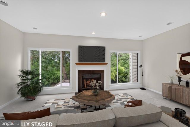 7108 ORA GLEN CT, Greenbelt, MD 20770