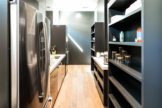 6606 Sivley Street, Houston, TX 77055