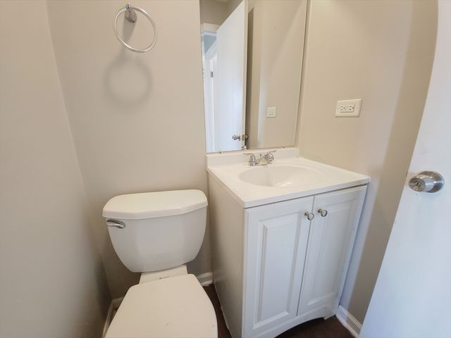 383 Calhoun Avenue, Calumet City, IL 60409