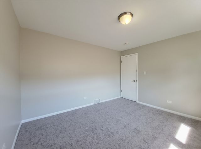 383 Calhoun Avenue, Calumet City, IL 60409