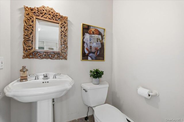 10 Dellwood Road, White Plains, NY 10605