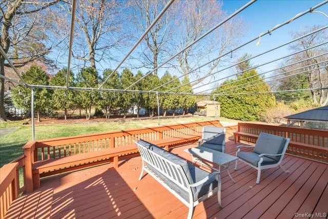 10 Dellwood Road, White Plains, NY 10605