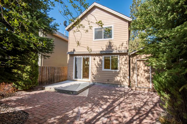 61282 Huckleberry Place, Bend, OR 97702