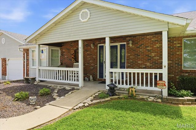 907 Bethel Mine Road, Caseyville, IL 62232