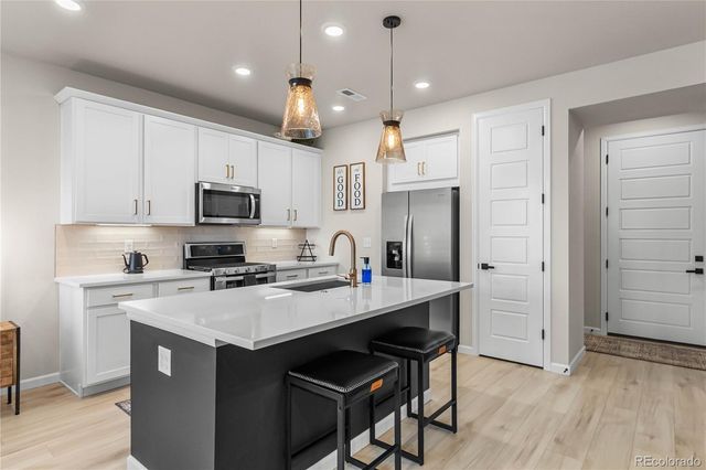 7922 Sterling Ranch Avenue, Littleton, CO 80125