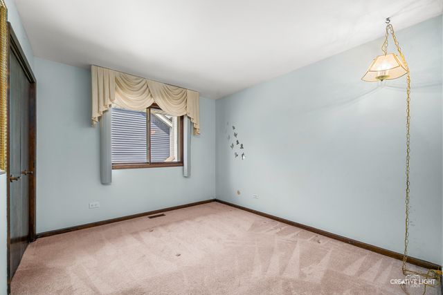 3149 Venard Road, Downers Grove, IL 60515