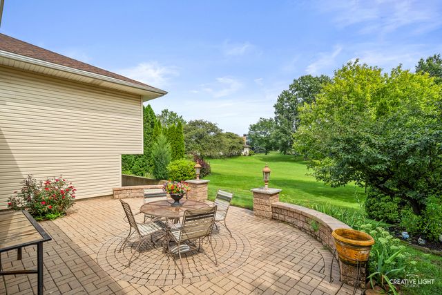 3149 Venard Road, Downers Grove, IL 60515