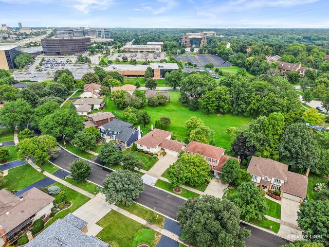 3149 Venard Road, Downers Grove, IL 60515