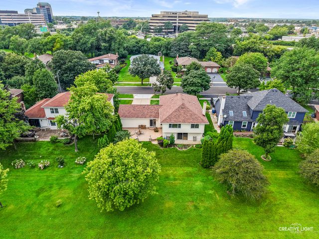 3149 Venard Road, Downers Grove, IL 60515