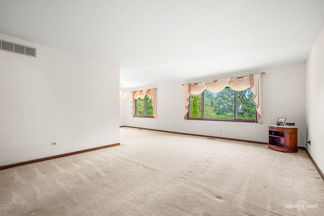 3149 Venard Road, Downers Grove, IL 60515