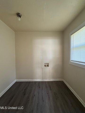 367 Queen Julianna Lane, Jackson, MS 39209