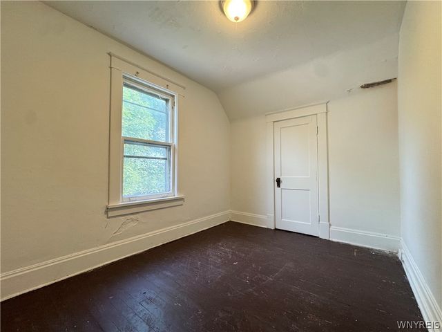 754 Spruce Avenue, Niagara Falls, NY 14301