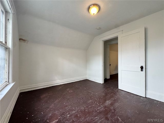 754 Spruce Avenue, Niagara Falls, NY 14301