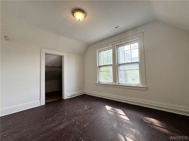 754 Spruce Avenue, Niagara Falls, NY 14301