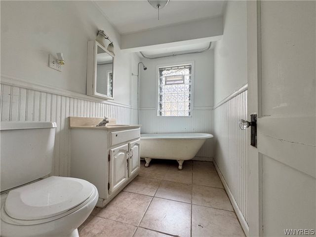 754 Spruce Avenue, Niagara Falls, NY 14301