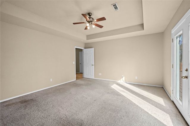 4 Rushden Lane, Bella Vista, AR 72714