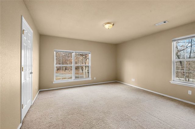 4 Rushden Lane, Bella Vista, AR 72714