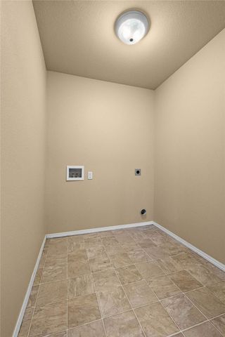 4 Rushden Lane, Bella Vista, AR 72714