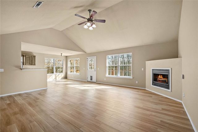 4 Rushden Lane, Bella Vista, AR 72714