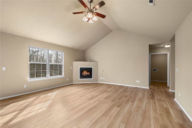 4 Rushden Lane, Bella Vista, AR 72714