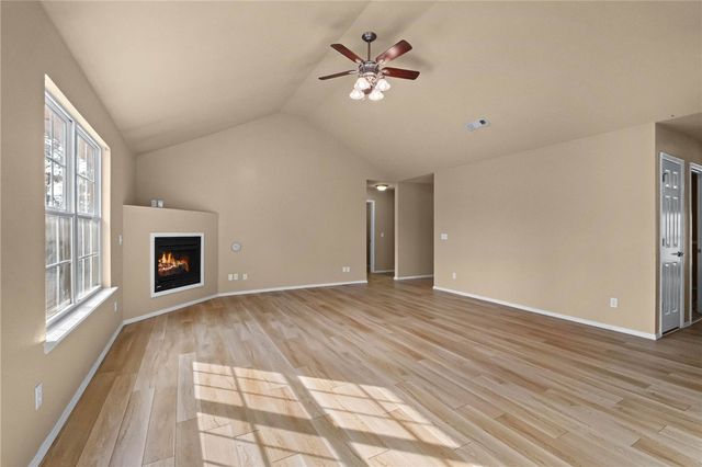 4 Rushden Lane, Bella Vista, AR 72714